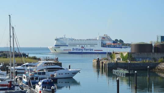 Image:A Brittany Ferry vessel leaving Plymouth. Image: Wikimedia Commons (2018)