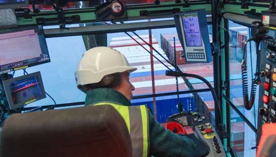 HRH_The_Princess_Royal_Southampton_HRH_operates_a_crane_credit_Andrew_Sassoli_Walker_DP_World_Southampton_Feb_2022_web_news.jpg HRH_The_Princess_Royal_Southampton_HRH_operates_a_crane_credit_Andrew_Sassoli_Walker_DP_World_Southampton_Feb_2022_web_news.jpg