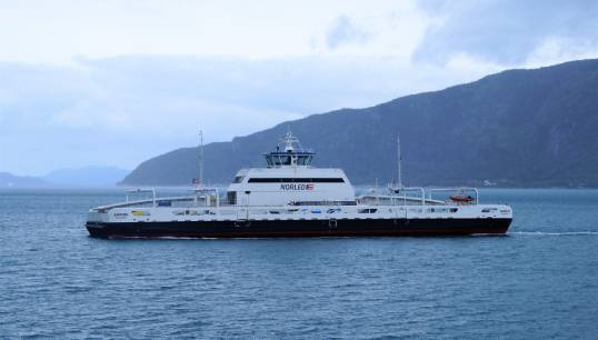 electric_ferry_9683611_MF_Ampere_2015_credit_cavarnia_wikimedia_commons_web.jpg electric_ferry_9683611_MF_Ampere_2015_credit_cavarnia_wikimedia_commons_web.jpg